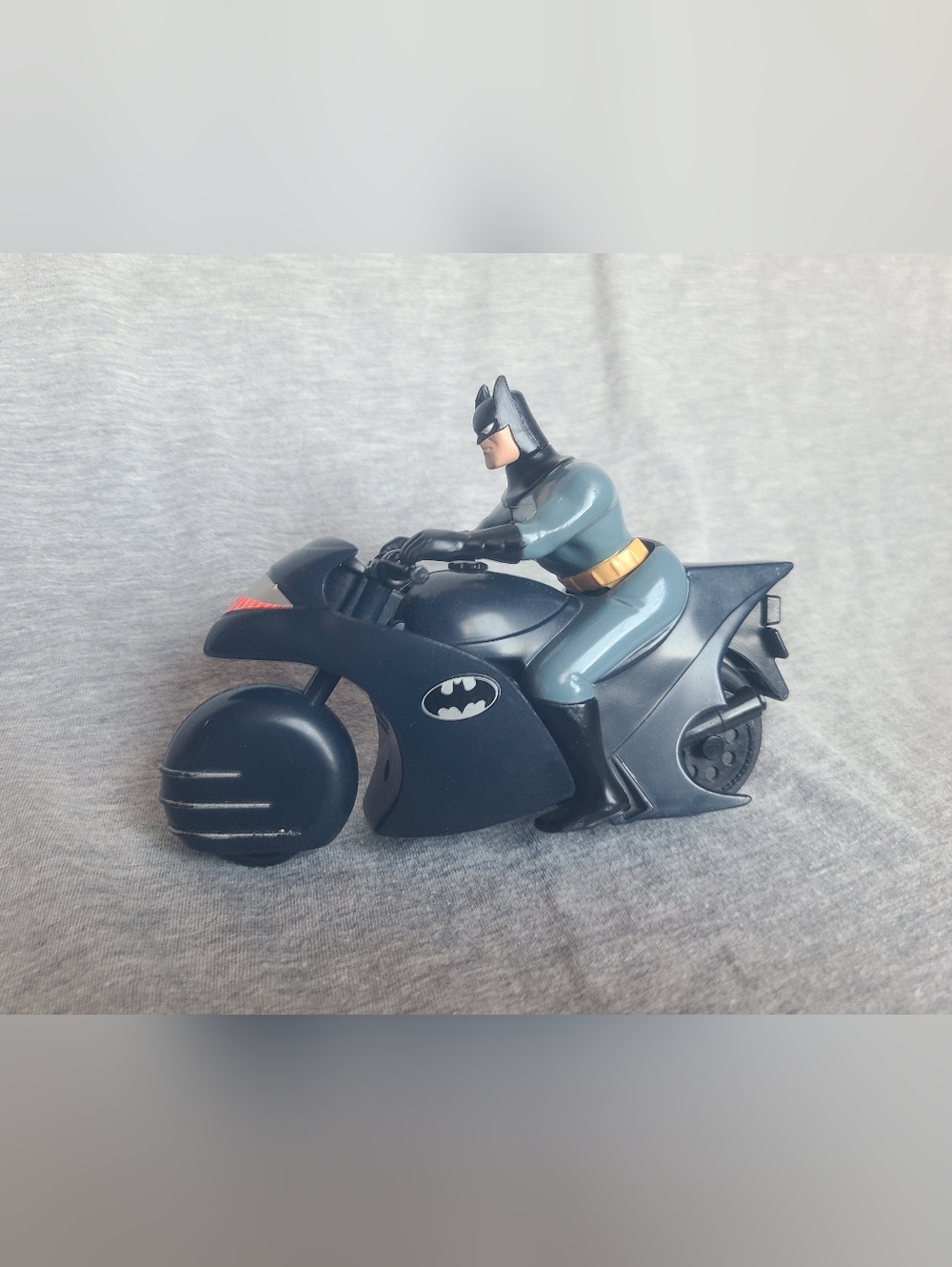 Vintage 1992 DC Comics Kenner Batcycle Motorcycle Batman the Animated Series Toy